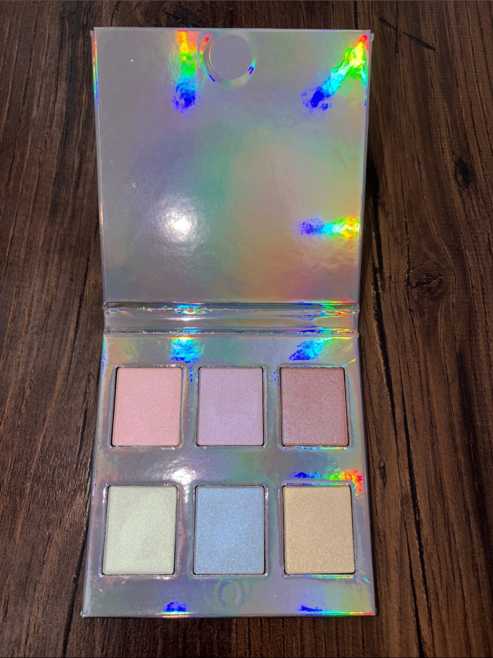 Iridescent Highlighter Palette - Pastel Glow (6-Shade)